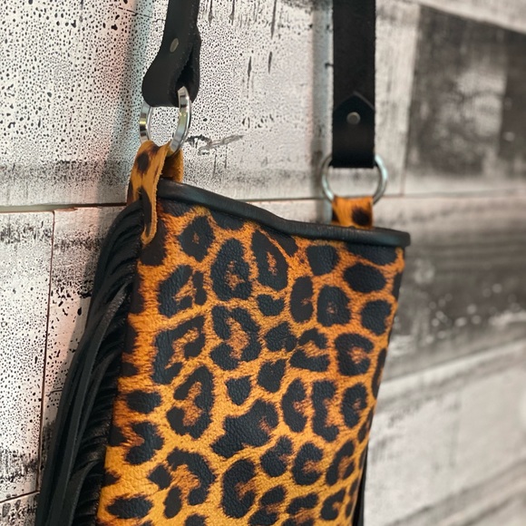 Leopard print with fringe crossbody purse with adj strap 10”x13” leather - Picture 8 of 14